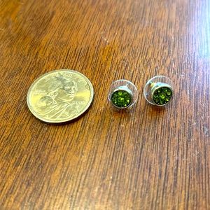 💕 SALE! Stud green earrings